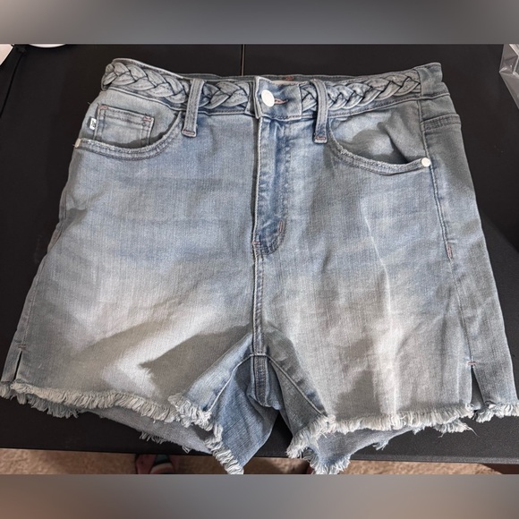 Judy Blue Pants - Judy Blue Naomi Braided Waist Light Wash Women's Denim Shorts High Waist Size M